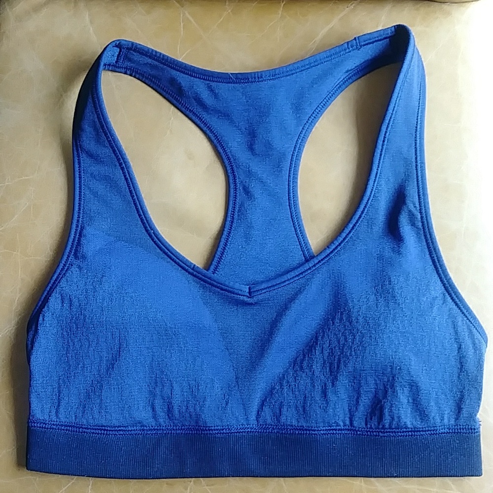 Lululemon racer back sport workout bra